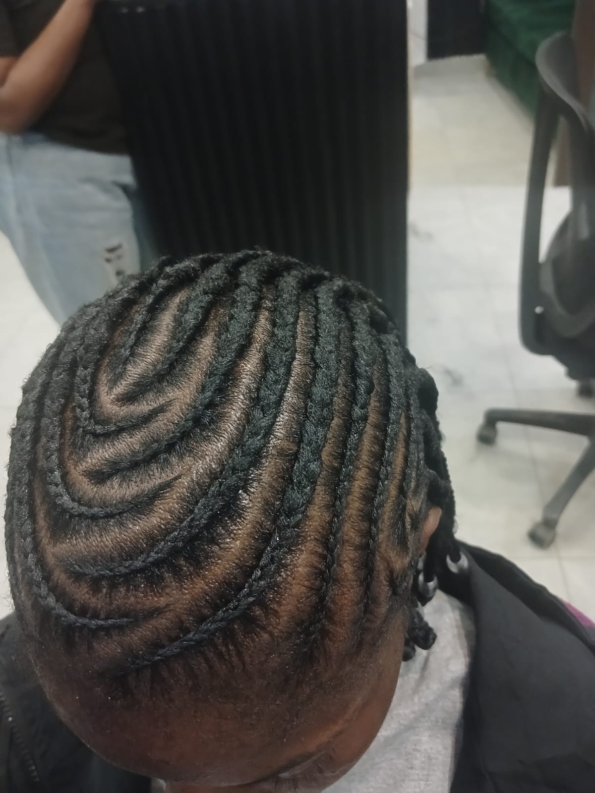 Amari Luxe Touch salon work